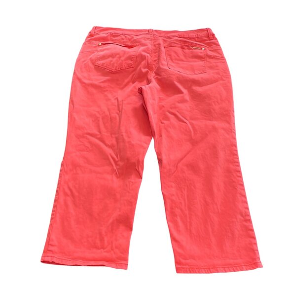 Chico's Crop Pants Size 3 XL Petite Pink So Lifting Capri Summer Bright Color - Picture 11 of 13